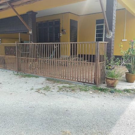 Rumah Tumpangan Di Kuala Terengganu, Terengganu Homestay D Екстериор снимка