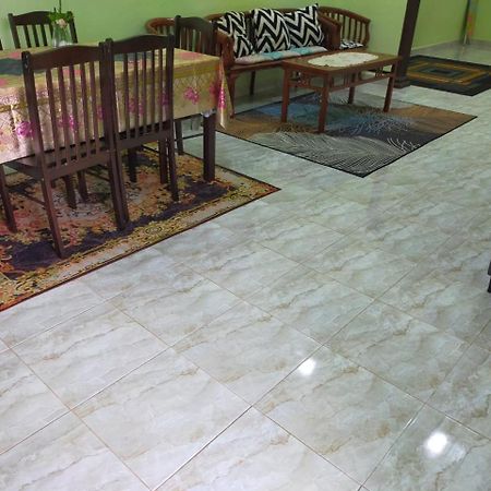 Rumah Tumpangan Di Kuala Terengganu, Terengganu Homestay D Екстериор снимка