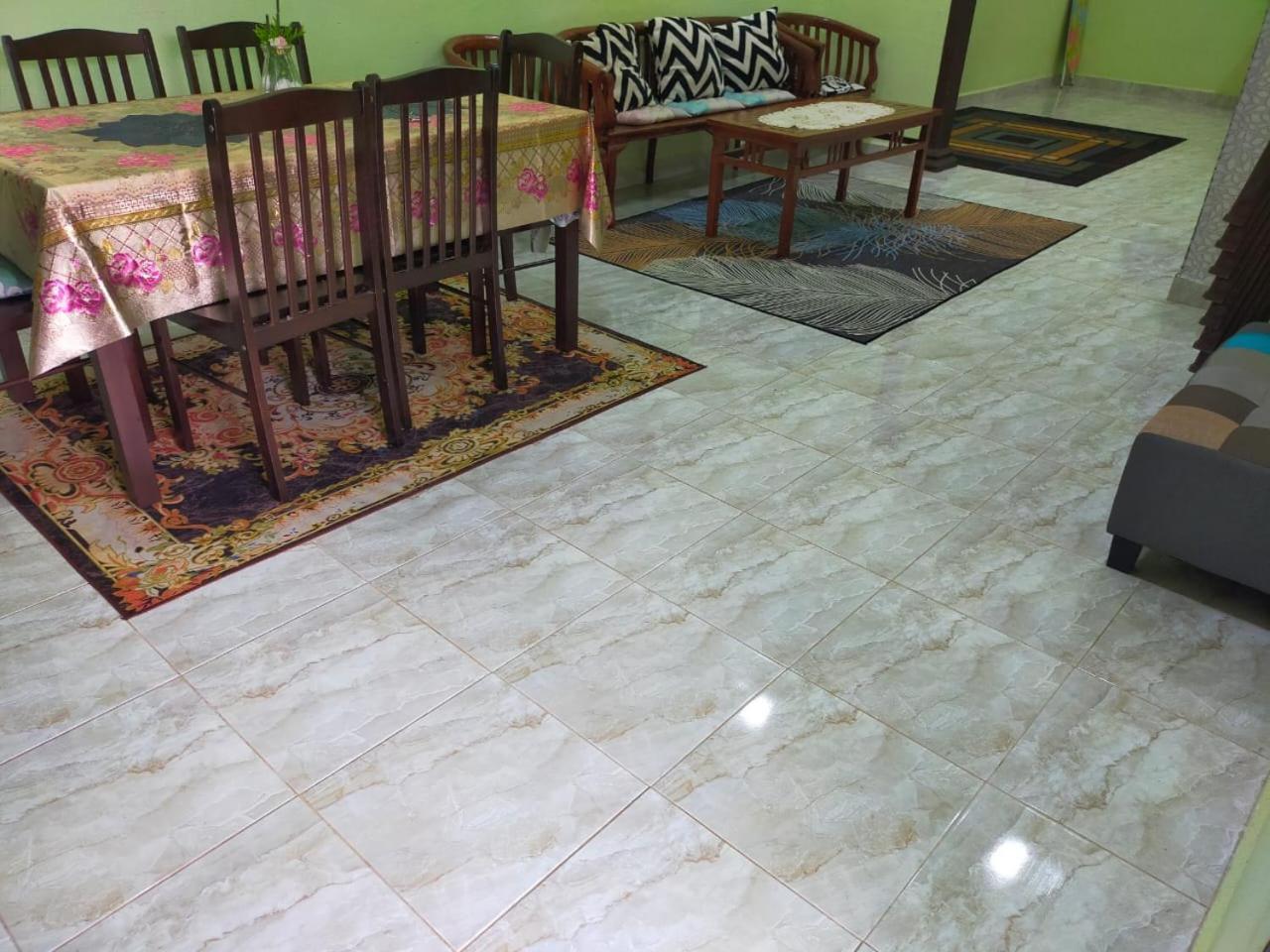Rumah Tumpangan Di Kuala Terengganu, Terengganu Homestay D Екстериор снимка
